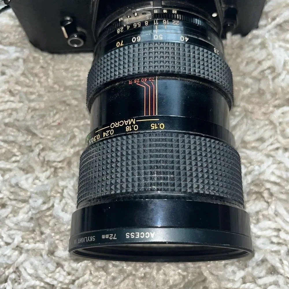 Vintage Nikon EM, interchangeable lenses, 35mm Single SLR F = 28–70 MM Marco Len
